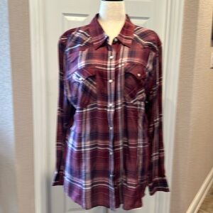 Wrangler Burgundy Plaid Western Snap Blouse with Embroidered detail, Size XXL